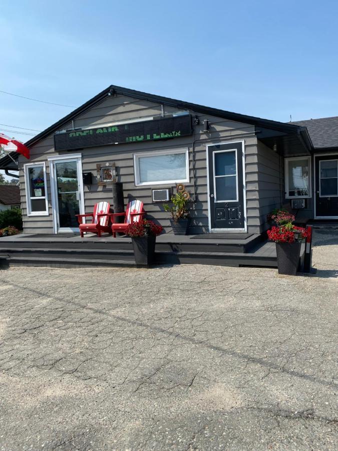 Oreland Motel Flin Flon Bagian luar foto